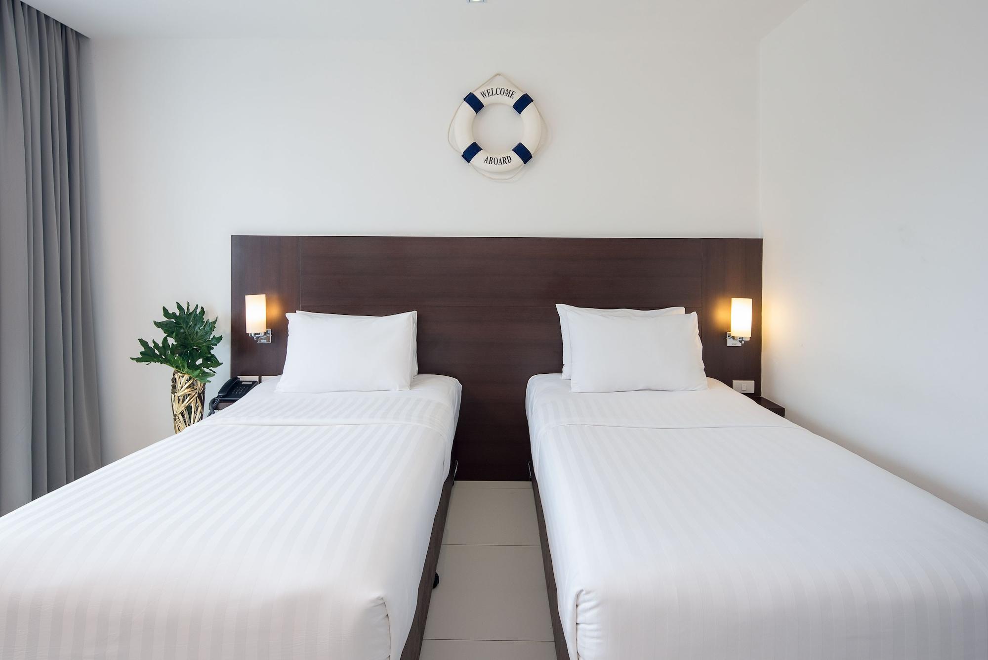 Rodina Beach Hotel Jomtien Beach Exterior foto