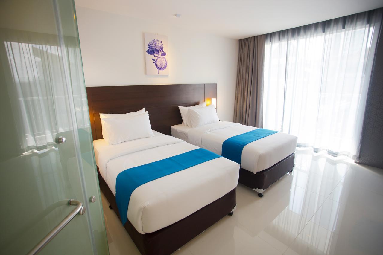 Rodina Beach Hotel Jomtien Beach Exterior foto