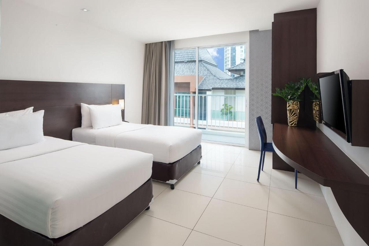 Rodina Beach Hotel Jomtien Beach Exterior foto